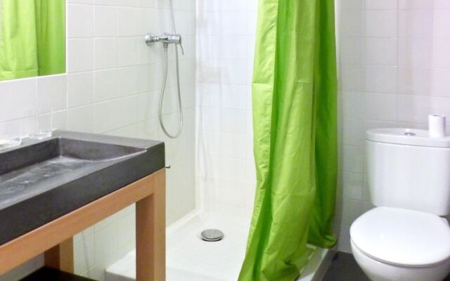 House With 3 Bedrooms in Séné, With Furnished Terrace and Wifi - 3 km