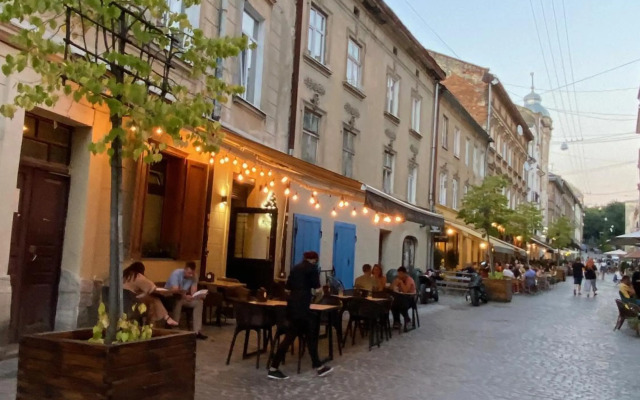 Апартаменти у Львові на вулиці Лесі Українки 19/13