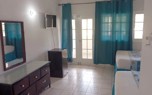 Negril Beach Villa