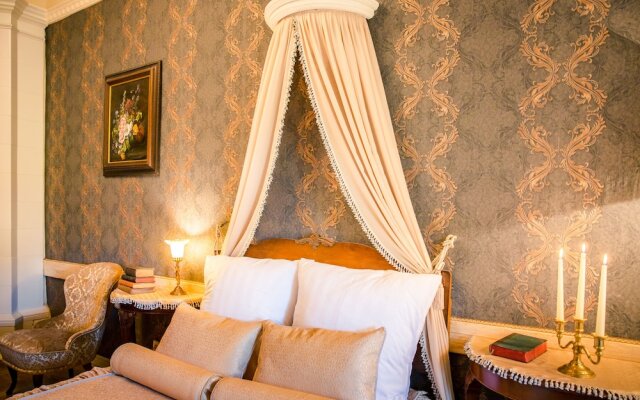 Pakruojis Manor's Palace Boutique Hotel