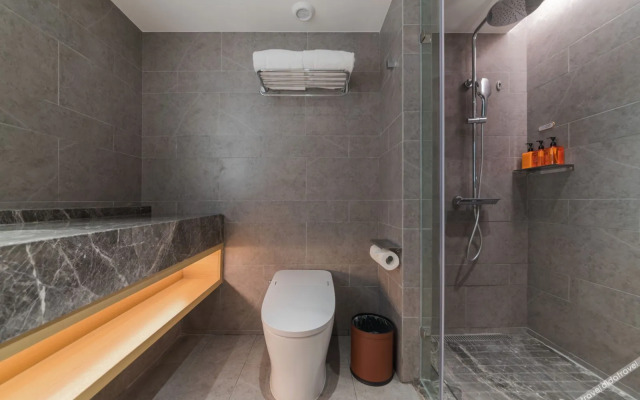 Orange Hotel (Shenzhen Futian Convention and Exhibition Center)