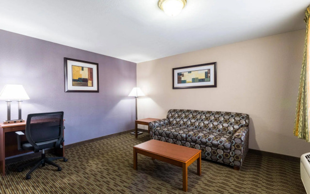 Quality Inn University near Downtown