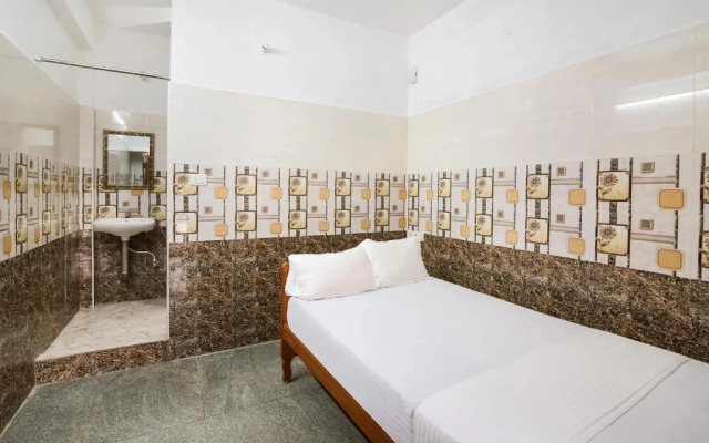 Thirugnanasamandham Rooms by OYO Rooms
