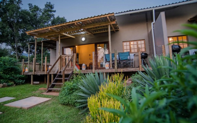 Caracal Lodge