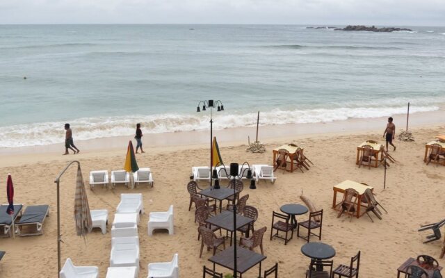 Manidi Beach Resort