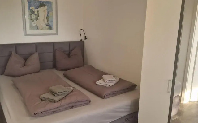 Comfort Near Castle Views