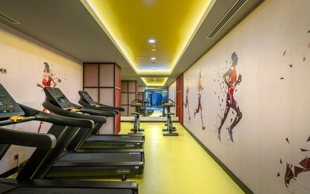 Arnor De Luxe Hotel