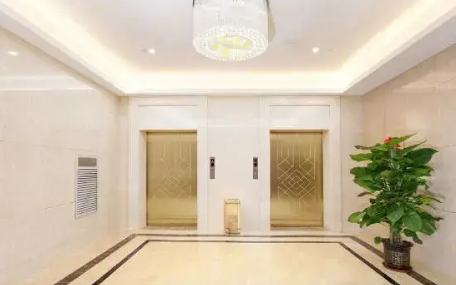 Yangjiang Guanhua Hotel (Hailing Island Dajiaowan)