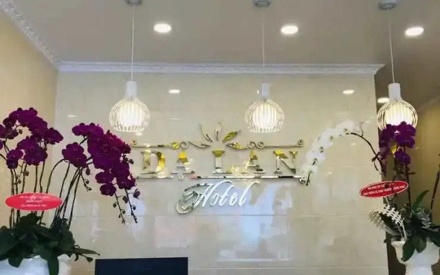 Dạ Lan Hotel