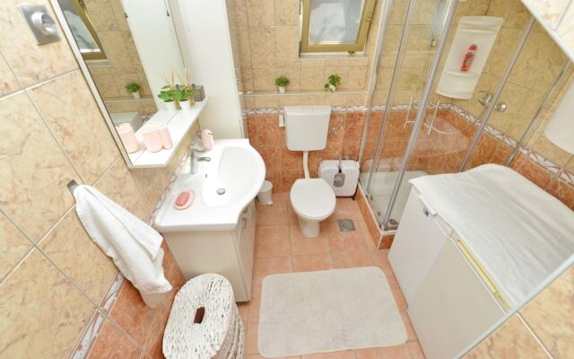 Beautiful 1-bed Apartment Kristijan Zadar