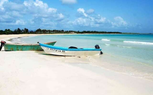 Caribbean Experience Playa Bavaro 2r 06