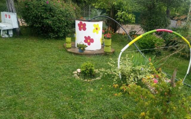 Guest House Nargo's garden