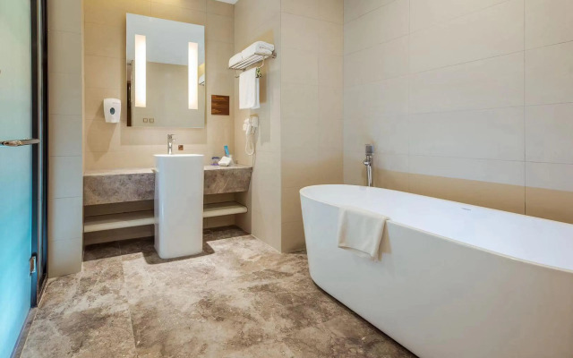 Holiday Inn Express Dalian Development Zone
