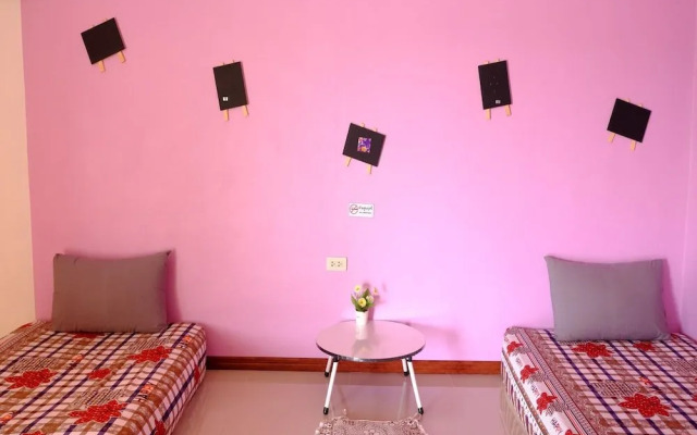Khom Kaew Resort