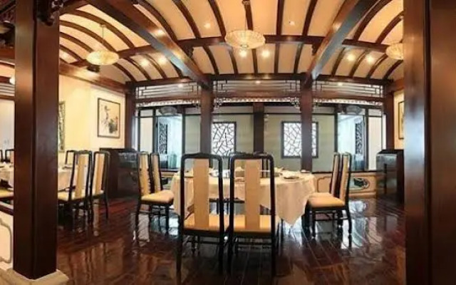 Beijing Capital Xindadu Hotel