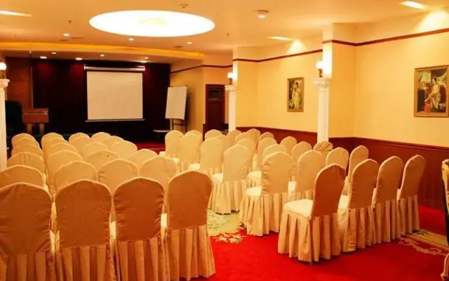 GreenTree Alliance Guangdong Shenzhen Pinghu Avenue Jingdu Town Hotel