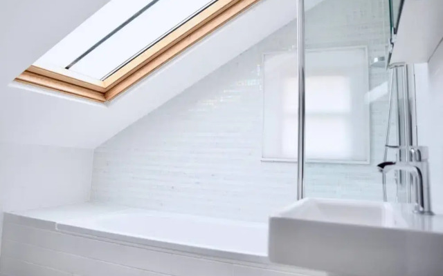Beautiful 6 Bedroom Period House in Wimbledon Village