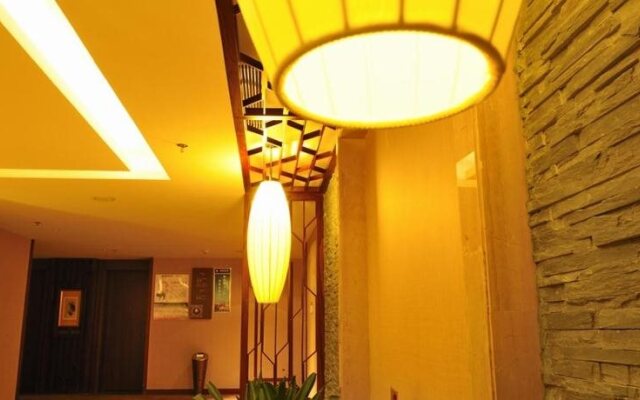 Sanjiang Forest Hot Spring Dumashi Hotel