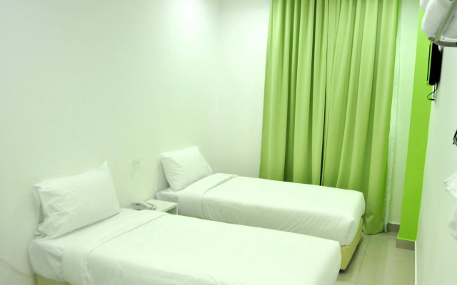 YY48 Hotel