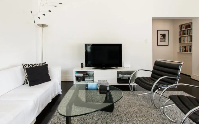 The Double Bay Executive Apartment