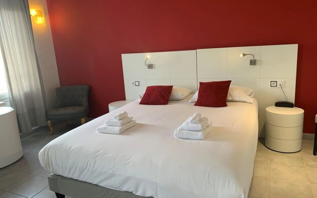 Hotel Restaurant Le Gardon - Pont du Gard