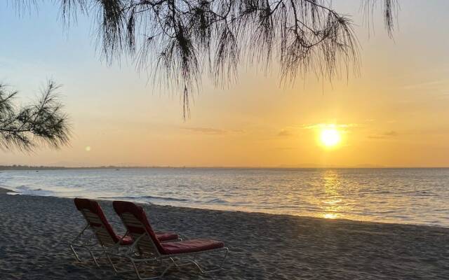 La Ensenada Beach Resort - All Inclusive