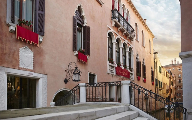 Venice Roulette Hotel 4*