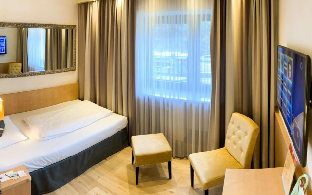 City Hotel Ost am Kö