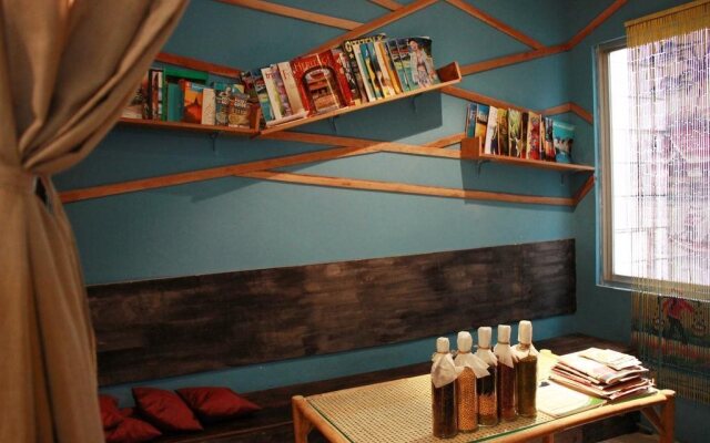 3 La Hostel