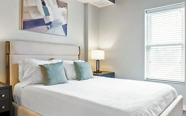 Canal Walk District Apartments by Barsala