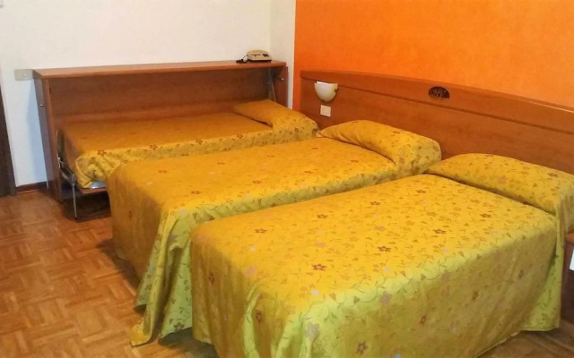 Hotel St. Louis