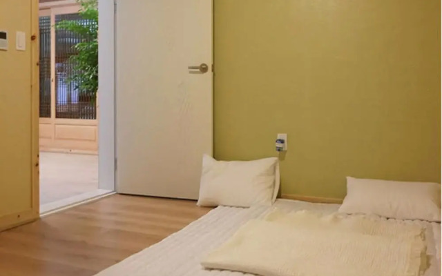 Jeonju Cheonnyunu-i-achim Pension