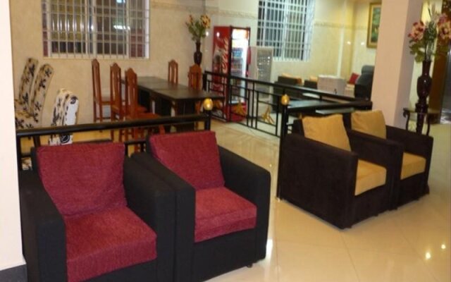 Hi Land Hotel