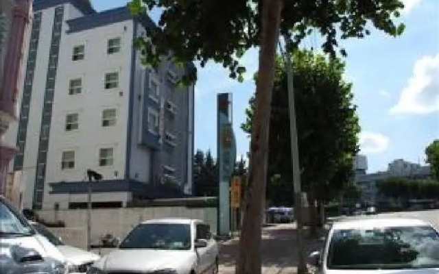 Win Motel