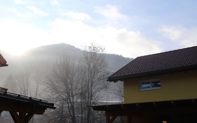 Cozy Holiday Home In Arnoldstein Near Ski Lift