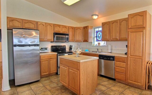 Tropical Touchdown - 4 Br Home