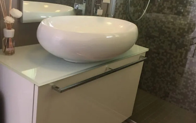 Modern Apartment With Large Terrace Malcesine