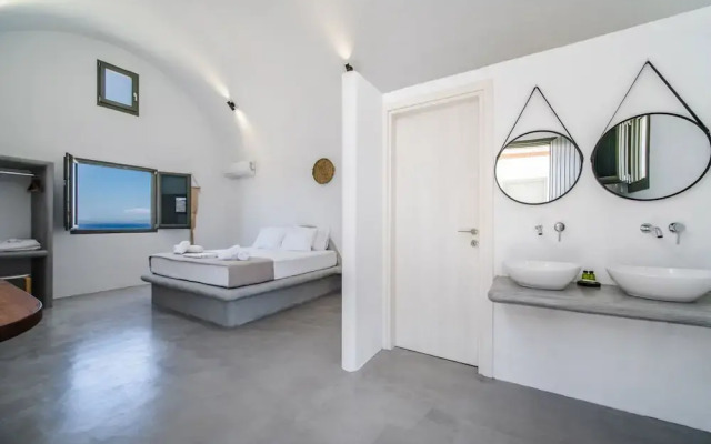 Amethyst Luxury Suites - Oia Junior Suite
