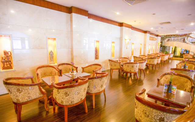 Phnom Penh Hotel