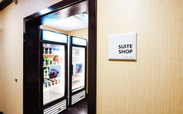 Hampton Inn and Suites Pine Bluff