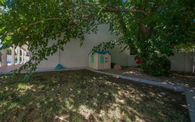 Luxurious 5BR near Las Vegas Strip