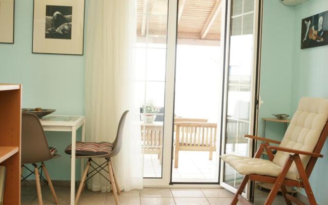 Sunny Studio
