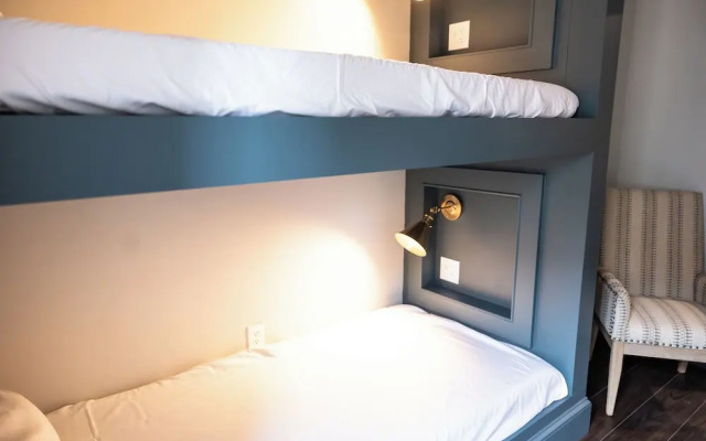 The Gas Lamp Hotel - 3BR Suite -Edison