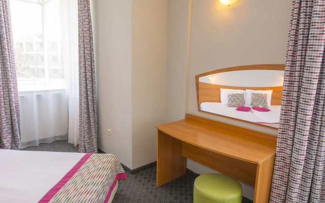 MPM Kalina Garden Hotel