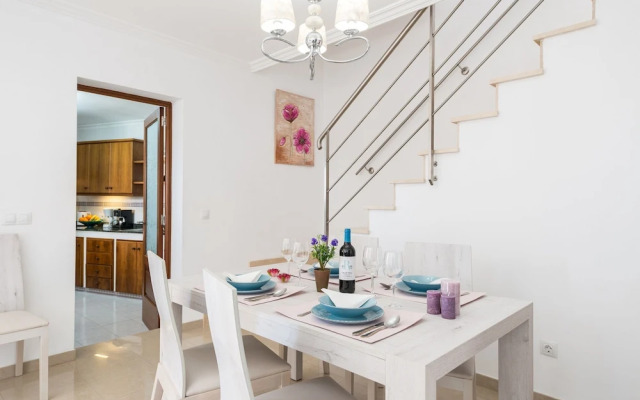 Biali in Buger With 4 Bedrooms and 2 Bathrooms