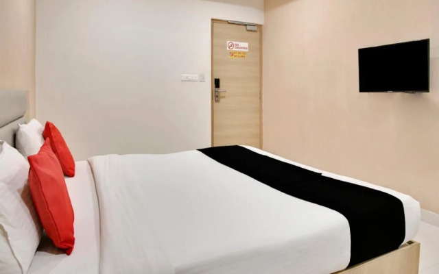 FabHotel Veeraj Suites