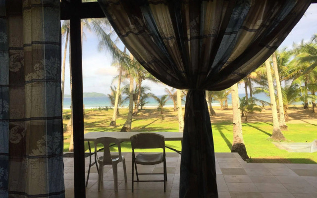 Villa Verde Safari and Pagi Dive Center