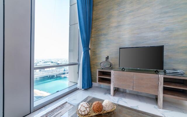 Vacation bay Noura Tower