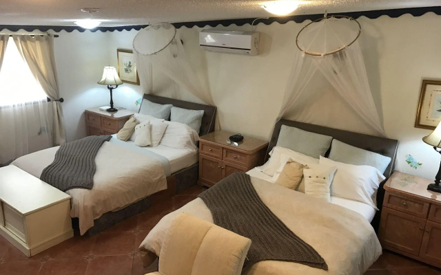 Club Arias Bed & Breakfast