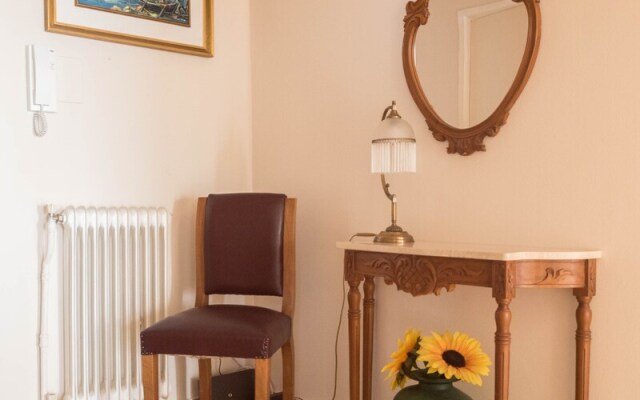 Seafront Apartment Grace